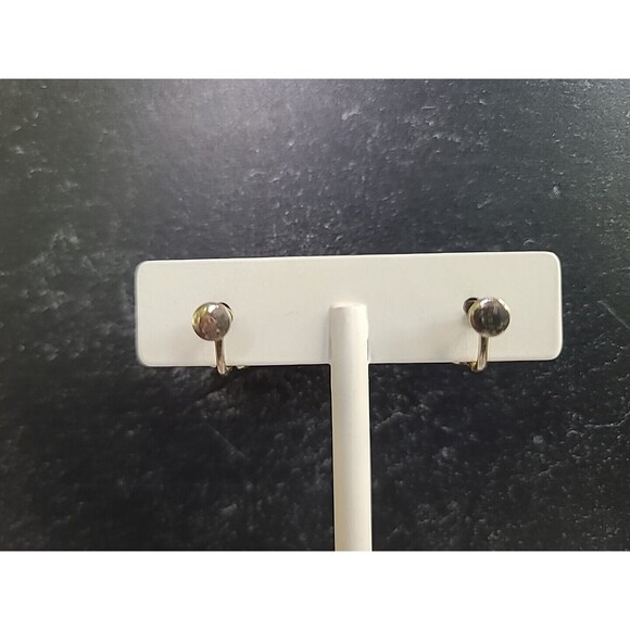 Faux Pearl Floral Screwback Earrings Vintage - Picture 9 of 10